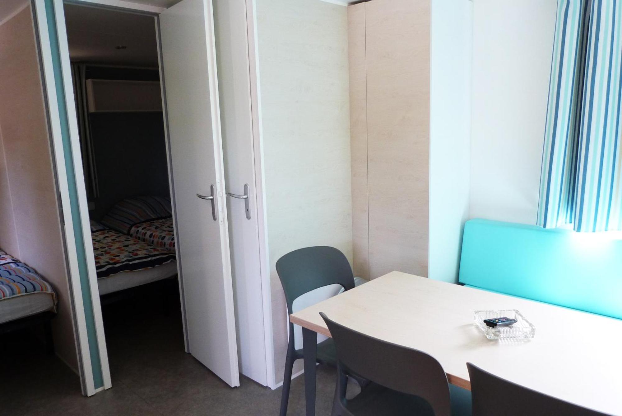 Camping Le Mediterranee Hyères Rom bilde