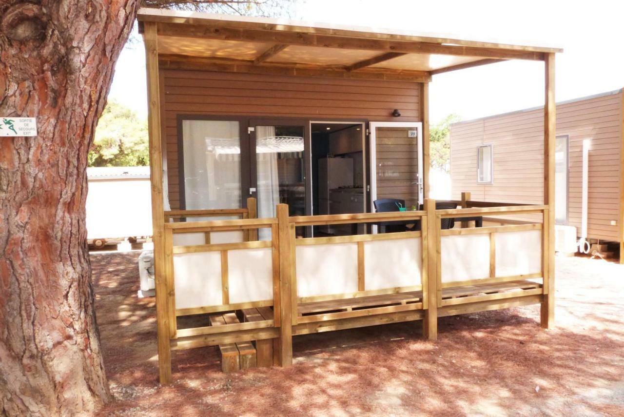 Camping Le Mediterranee Hyères Rom bilde